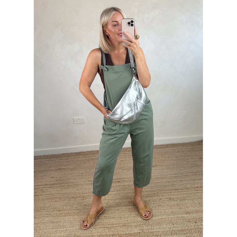 Meryl cropped dungaree – khaki