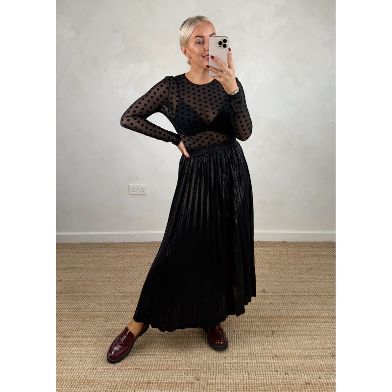 Fern pleated skirt – black