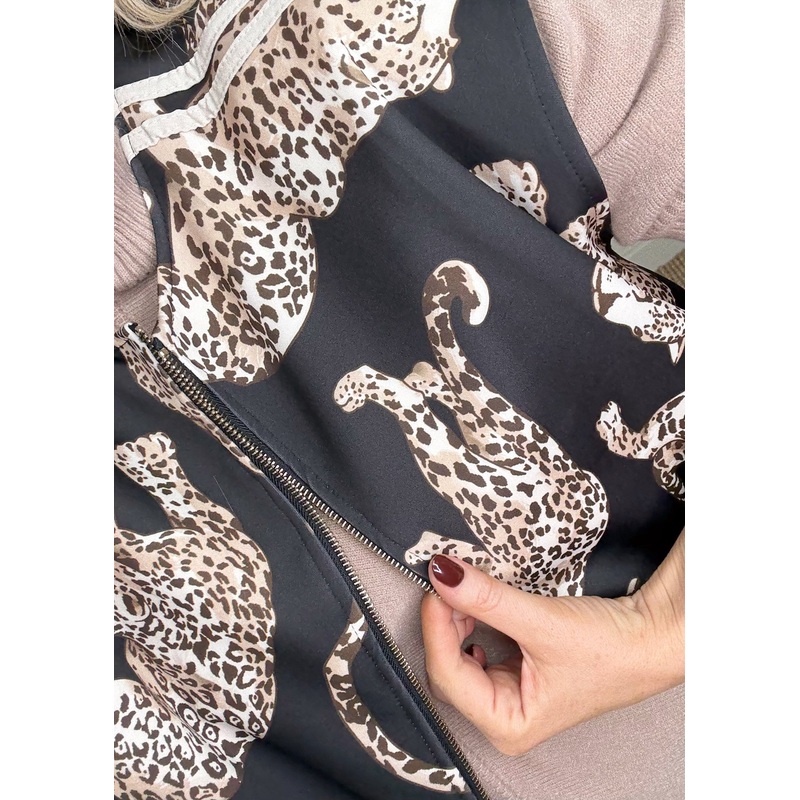 Utility Zip waistcoat – black animal