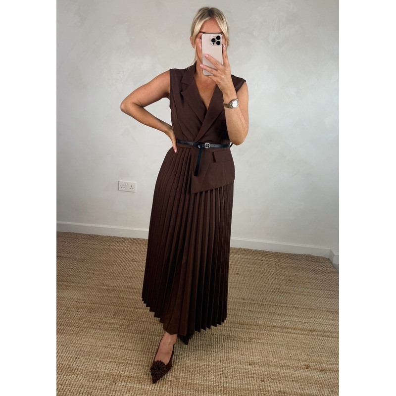 Blazer pleated dress – chocolate