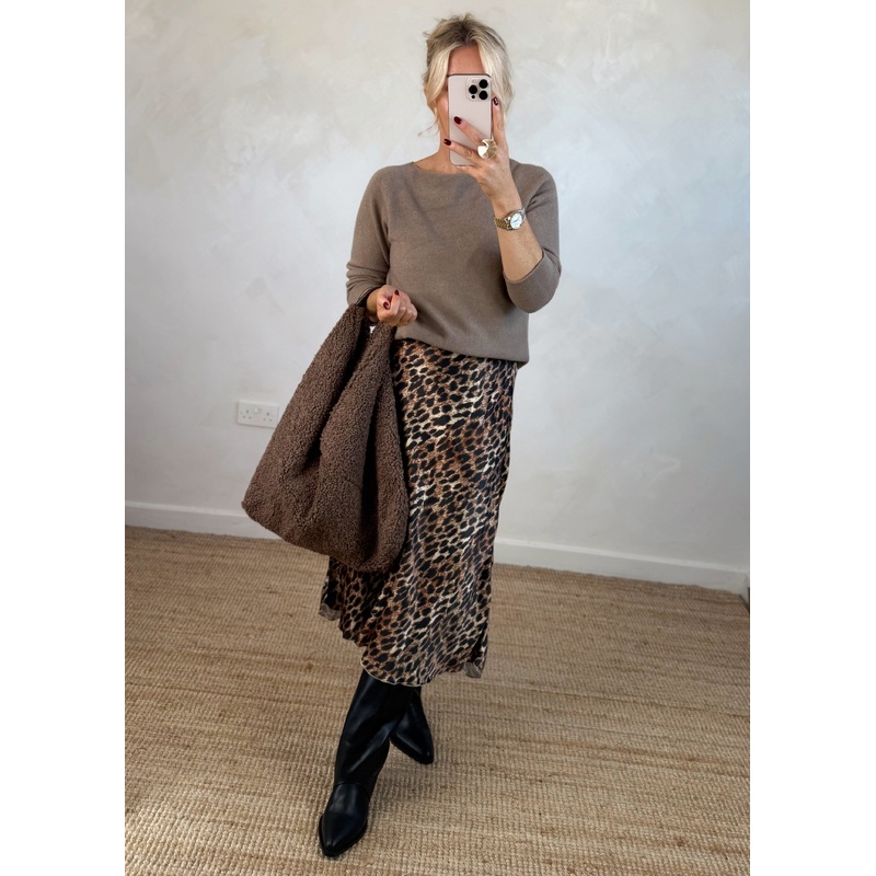 Fleur satin skirt – one