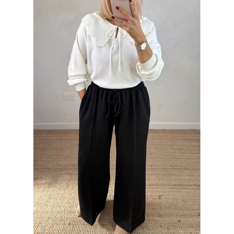 Straight leg jogger – black