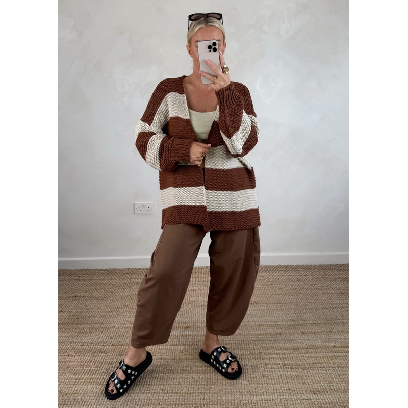 Finn barrel leg trouser – cocoa
