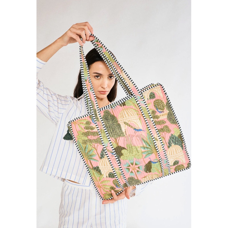 NALI Large Summer Quilted Shoulder Bag