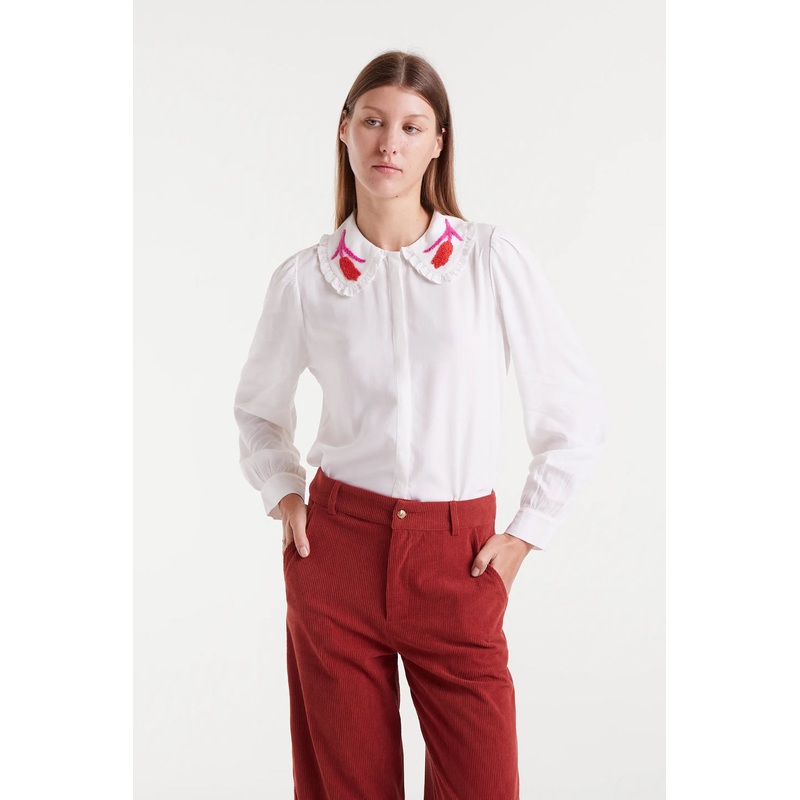 Compaia Fantastica White Blouse with Embroidered Peter Pan Collar