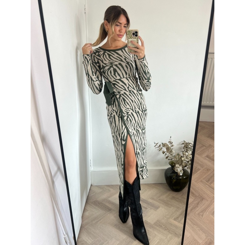 Renee Zebra Jacquard Knitted Midaxi Dress / Khaki