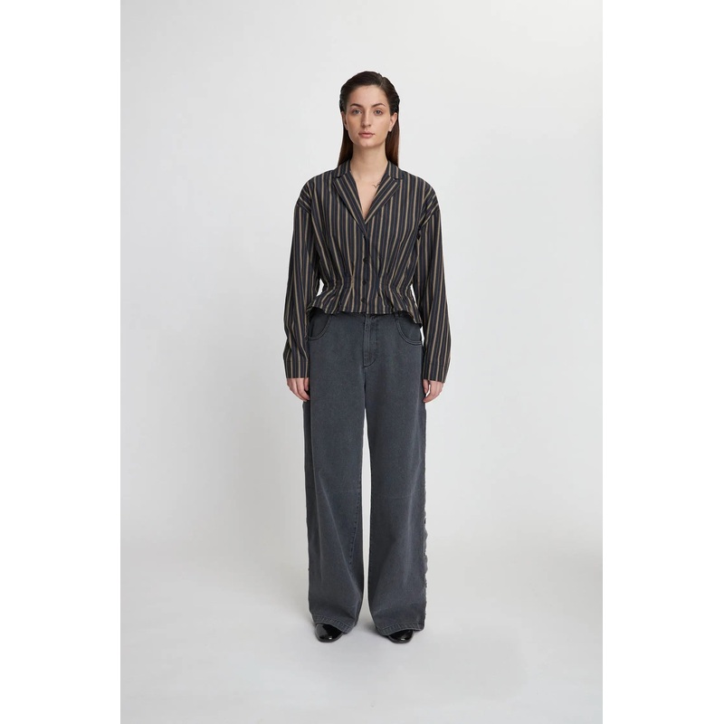Feminine pleated shirt – Dark Striped