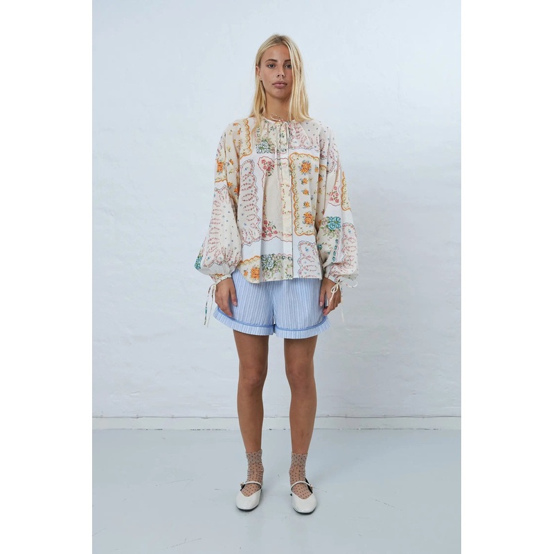 Cotton tissue printed blouse – Handkerchief Print