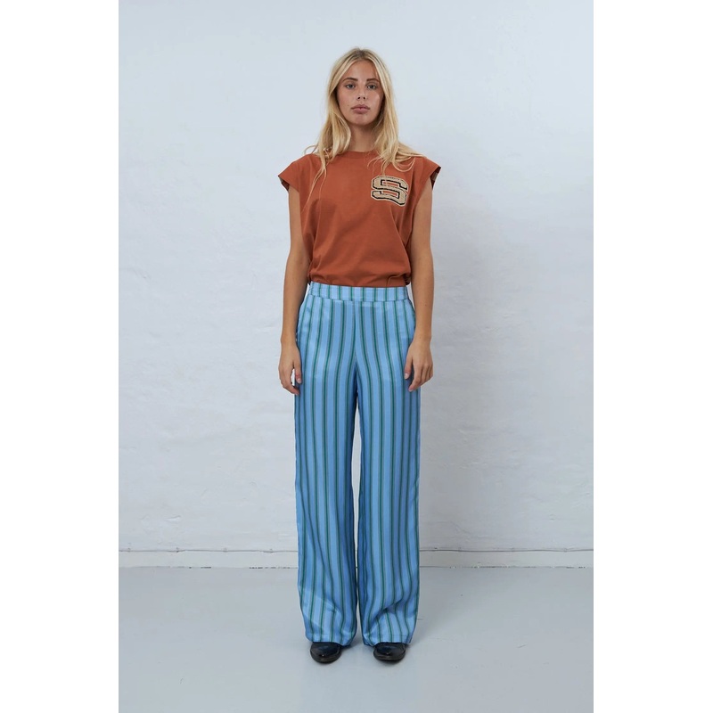 Straight leg pant with elastic waist – Blue Stripes