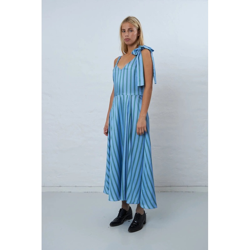 Striped strap dress with bow detail – Blue Stripes