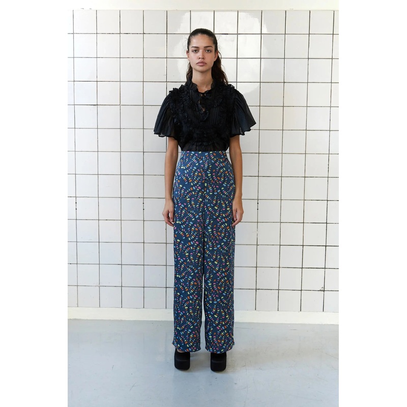 Flower printed pants – Dark and Colourful