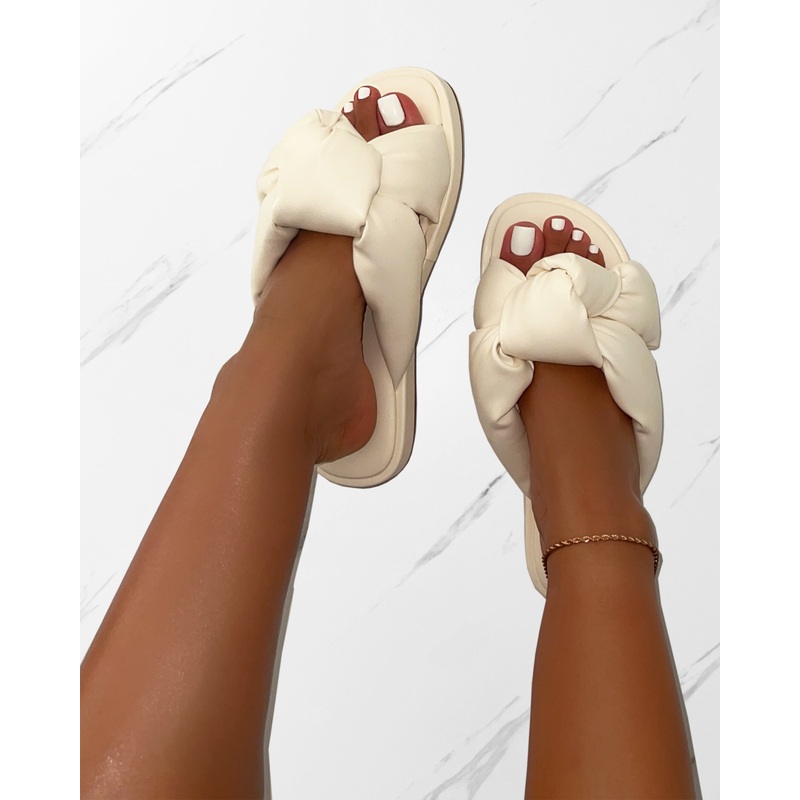 Vetta Stone Padded Knot Flat Slides