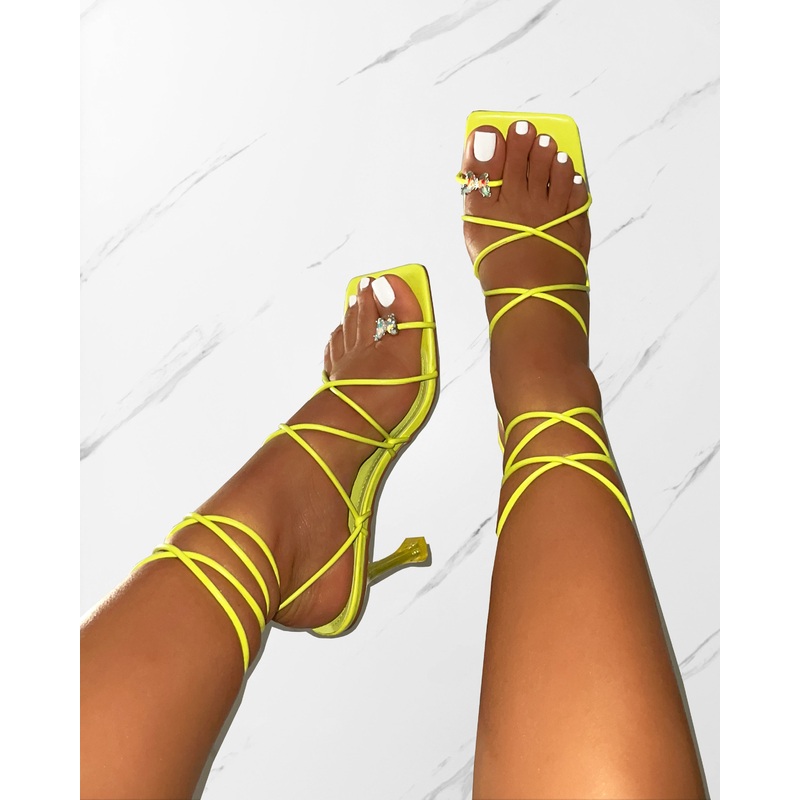 Willowe Lime Green Butterfly Toe Thong Lace Up Mid Heels