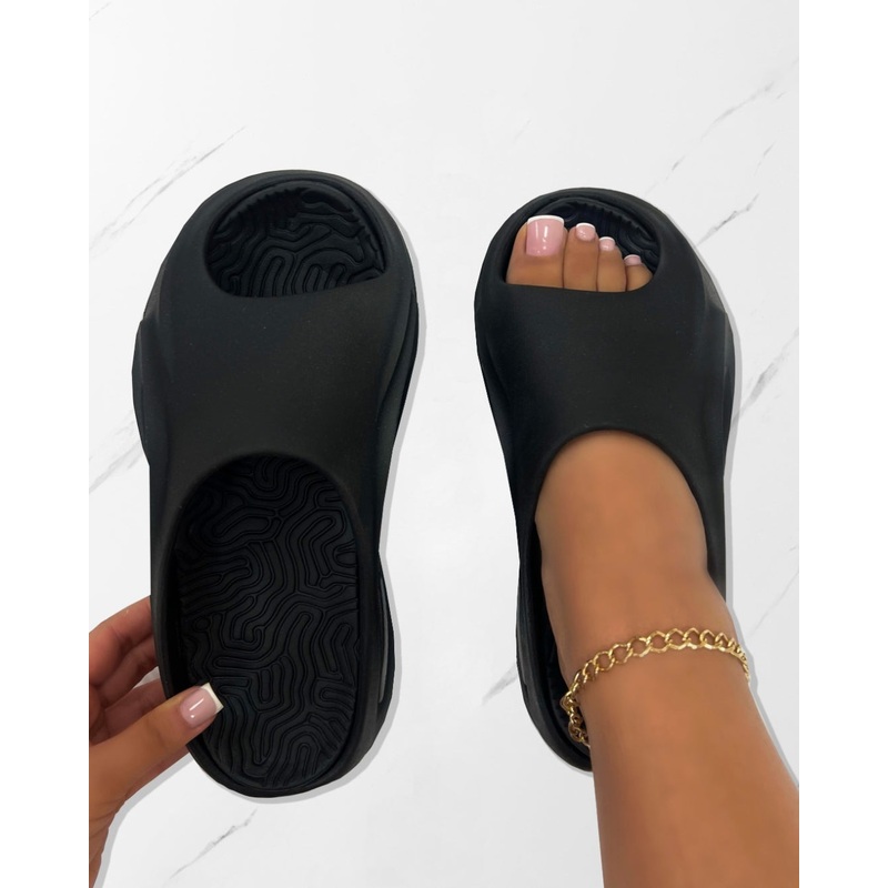 Xoey Black Cut Out Moulded Sliders