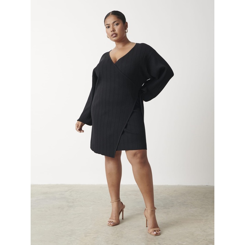 Shelby Mini Plisse Knit Dress Curve – Black