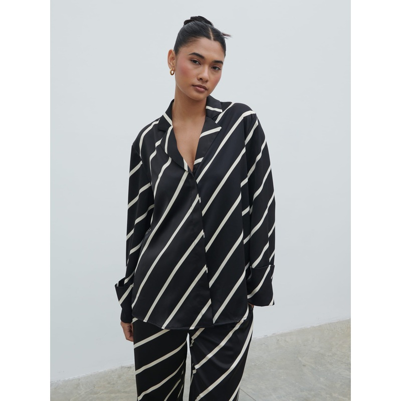 Bobbi Relaxed Shirt – Black Asymmetric Stripe