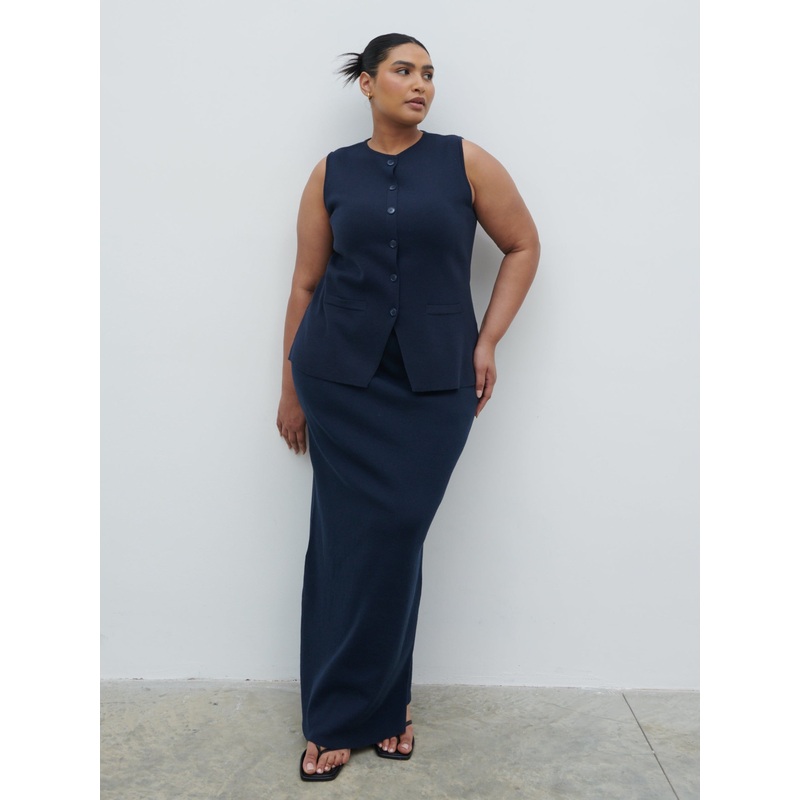 Alba Knit Maxi Skirt Curve – Navy