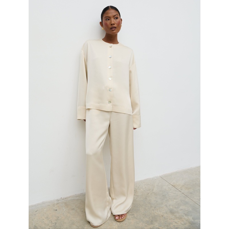 Dua Satin Button Blouse – Oyster