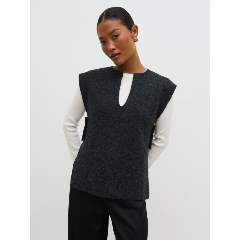 Cadence Knit Tabbard Vest – Charcoal