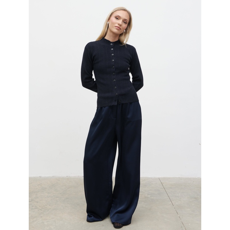 Ariana Fitted Knit Buttoned Cardigan – Navy