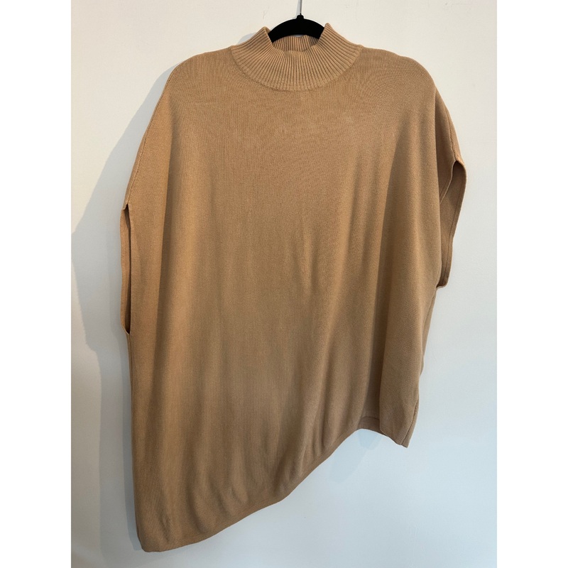 Suzy D Theo Asymetric Knit-Beige & Winter White-S/M & M/L