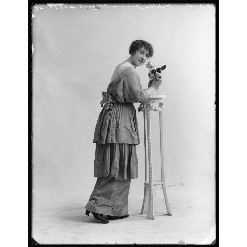 Yvonne Mirval Greetings Card