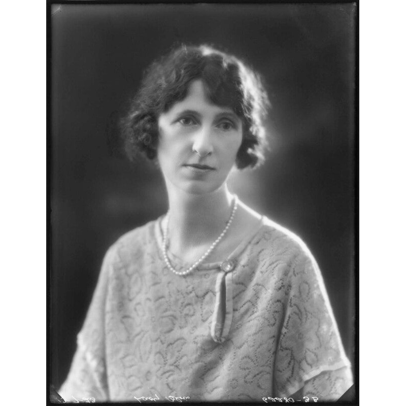 Winifred Grace Hegan (ne Kennard), Lady Blois Greetings Card