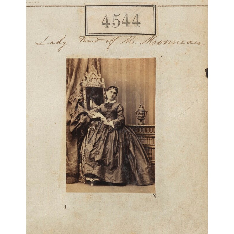 ‘Lady friend of M. Momeau’ Greetings Card
