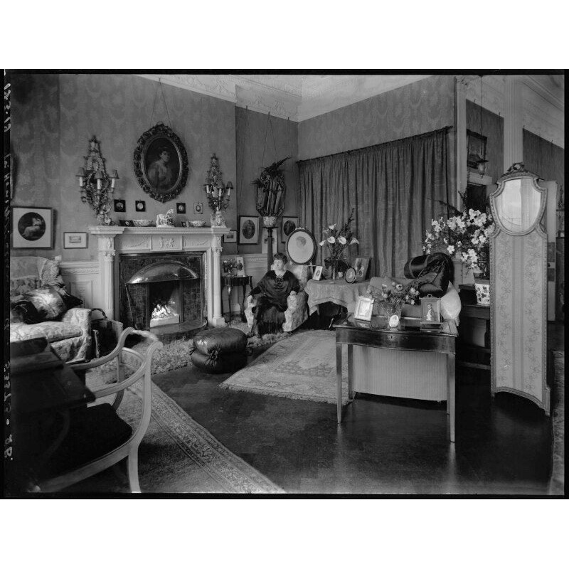 Annie Elizabeth (ne Crothers), Lady Illingworth Portrait Print